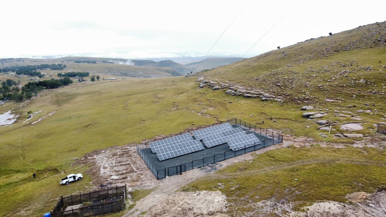Containerised battery energy storage, remote site