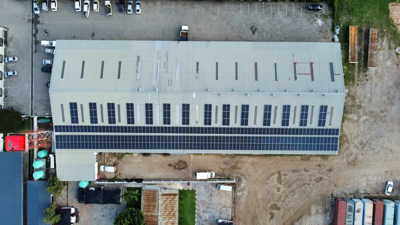 Rooftop array, light industrial premises